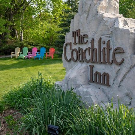 Coachlite Inn シスター・ベイ エクステリア 写真